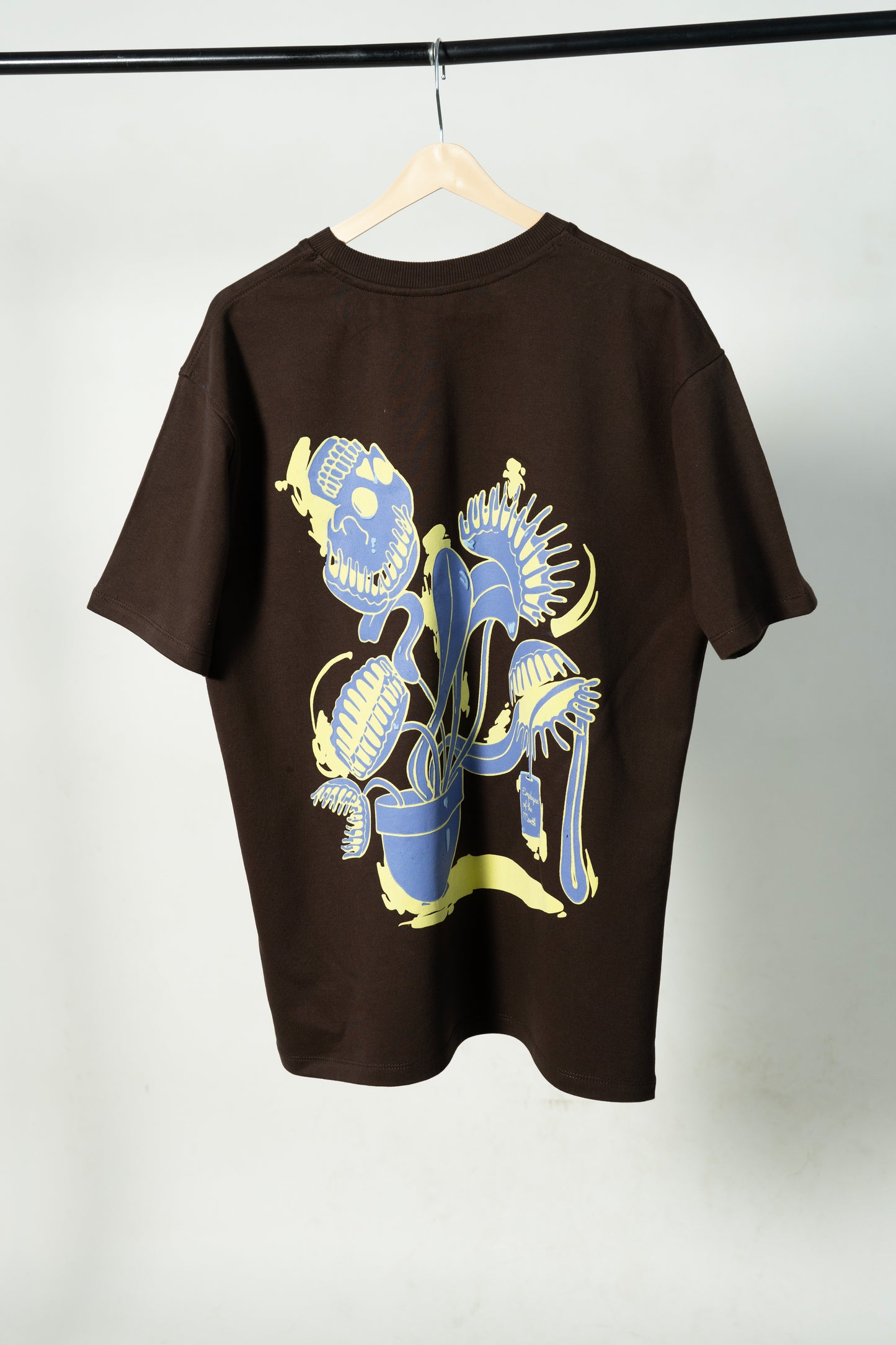 "Venus Flytrap" Oversized Dark Brown T-Shirt